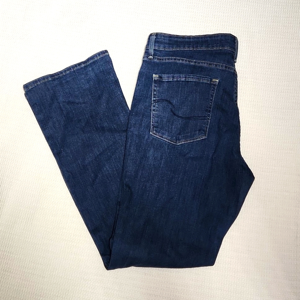 Levi Strauss Signature Mid Rise Bootcut Jeans